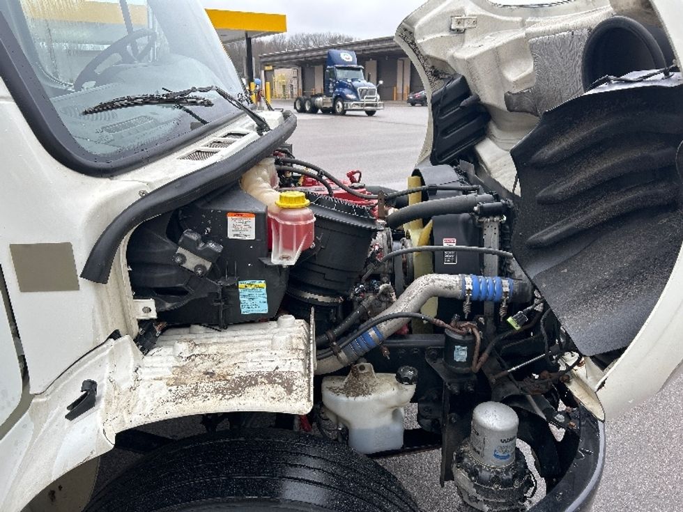 Medium Duty Box Truck-Light and Medium Duty Trucks-Freightliner-2020-M2-Lansing-MI-241,561\n\t\tmiles-$ 38,750 - Image 22