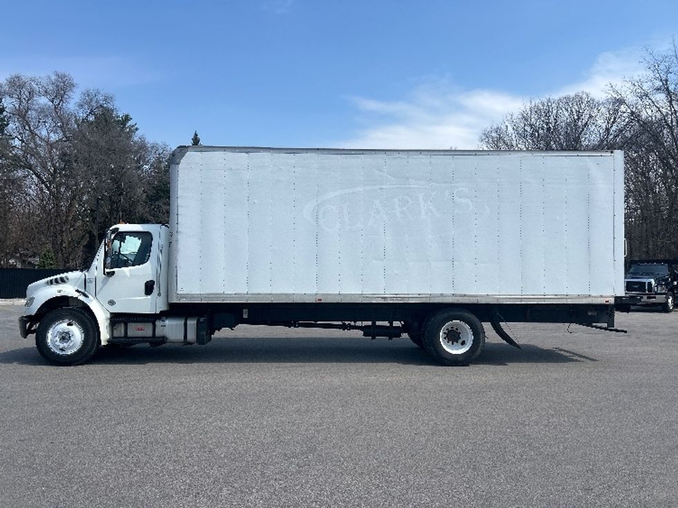 Medium Duty Box Truck-Light and Medium Duty Trucks-Freightliner-2020-M2-Lansing-MI-241,561\n\t\tmiles-$ 38,750 - Image 4