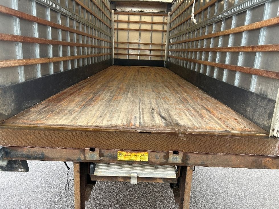 Medium Duty Box Truck-Light and Medium Duty Trucks-Freightliner-2020-M2-Lansing-MI-241,561\n\t\tmiles-$ 38,750 - Image 9