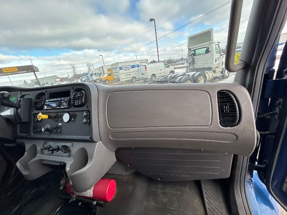 Medium Duty Box Truck-Light and Medium Duty Trucks-Freightliner-2020-M2-Lansing-MI-296,852\n\t\tmiles-$ 25,000 - Image 21