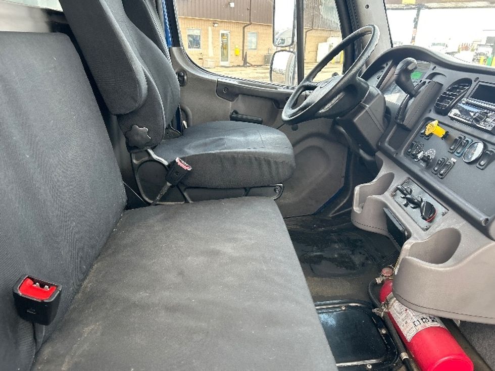 Medium Duty Box Truck-Light and Medium Duty Trucks-Freightliner-2020-M2-Lansing-MI-296,852\n\t\tmiles-$ 25,000 - Image 22