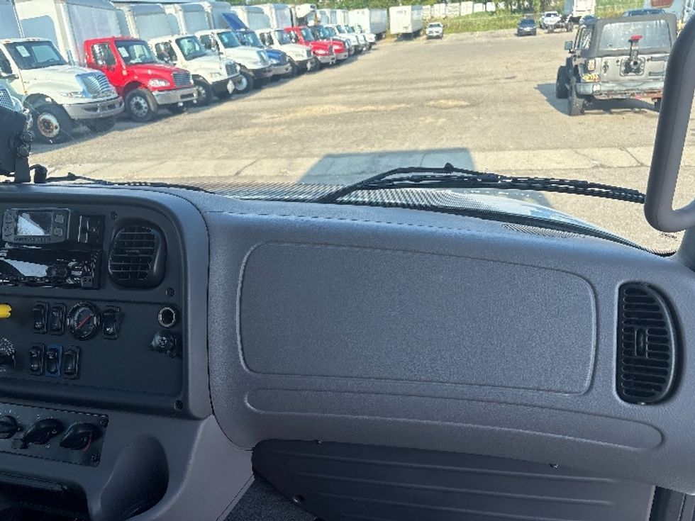 Medium Duty Box Truck-Light and Medium Duty Trucks-Freightliner-2020-M2-Lansing-MI-33,930\n\t\tmiles-$ 63,750 - Image 20