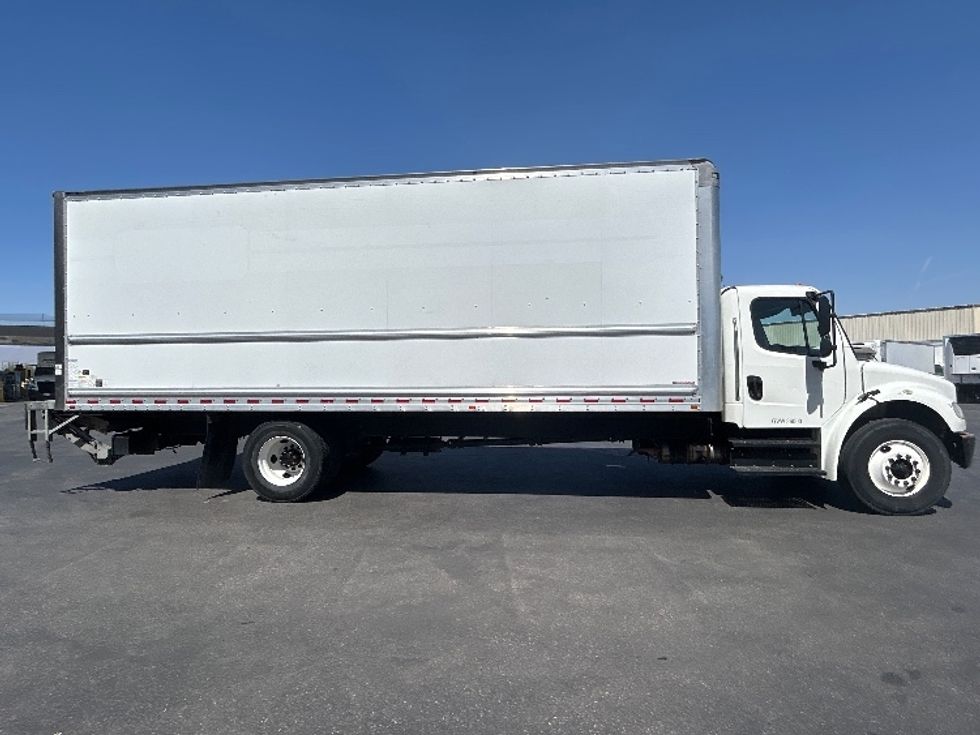 Medium Duty Box Truck-Light and Medium Duty Trucks-Freightliner-2020-M2-Las Vegas-NV-181,127\n\t\tmiles-$ 50,750 - Image 16