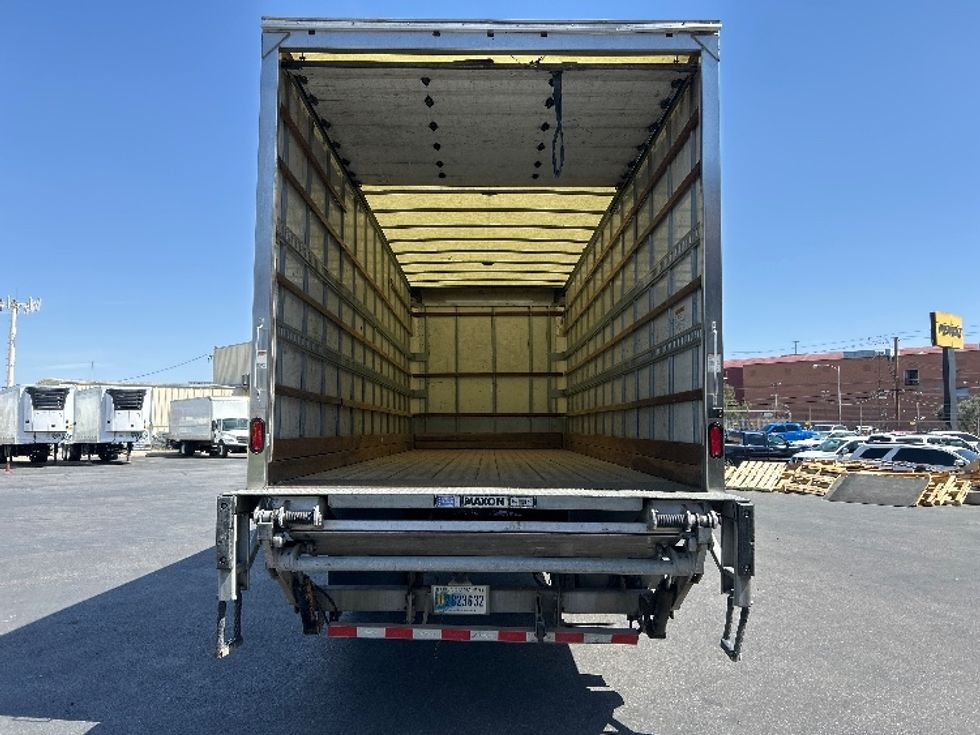 Medium Duty Box Truck-Light and Medium Duty Trucks-Freightliner-2020-M2-Las Vegas-NV-181,127\n\t\tmiles-$ 50,750 - Image 8