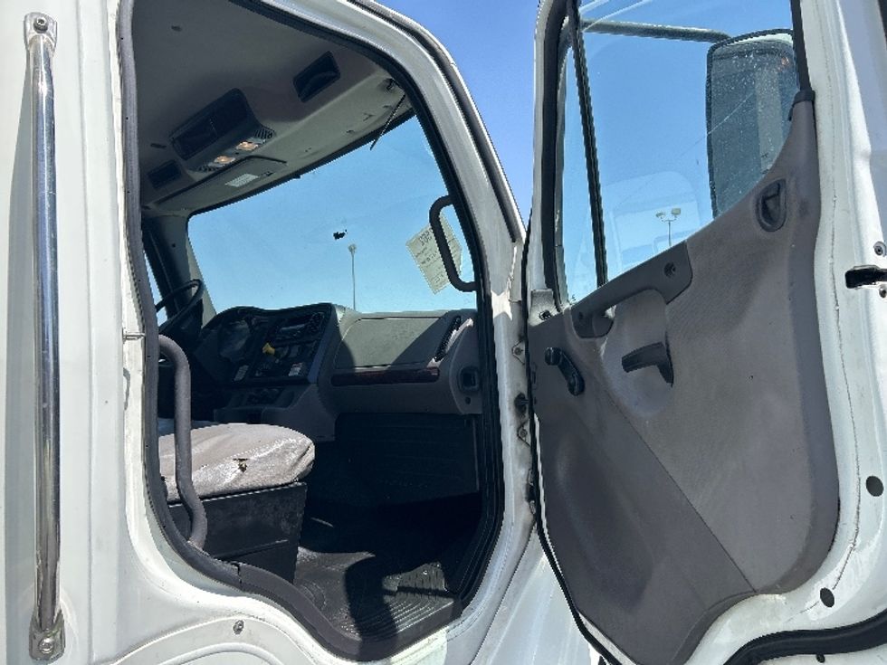 Medium Duty Box Truck-Light and Medium Duty Trucks-Freightliner-2020-M2-Las Vegas-NV-202,905\n\t\tmiles-$ 47,250 - Image 20