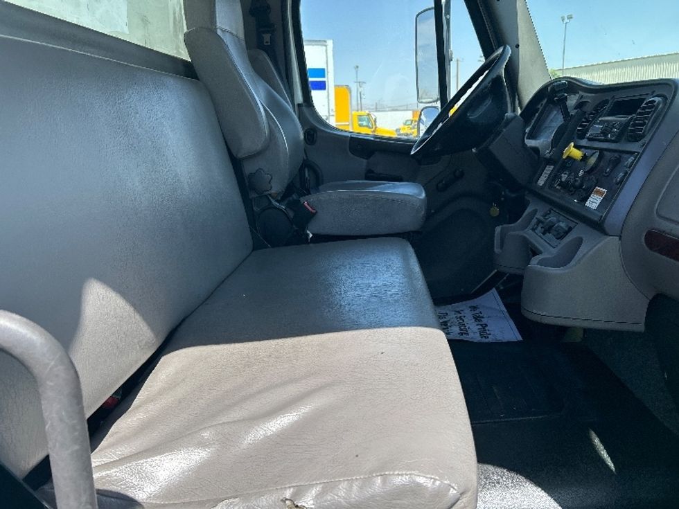 Medium Duty Box Truck-Light and Medium Duty Trucks-Freightliner-2020-M2-Las Vegas-NV-202,905\n\t\tmiles-$ 47,250 - Image 22