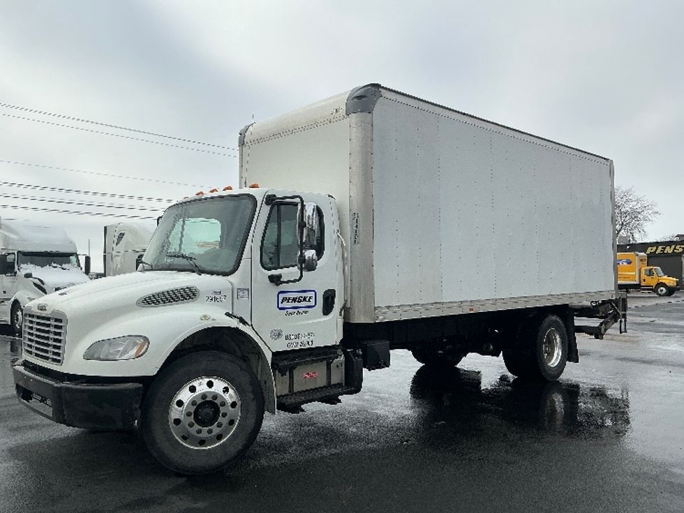 Medium Duty Box Truck-Light and Medium Duty Trucks-Freightliner-2020-M2-Lexington-KY-135,353\n\t\tmiles-$ 50,750 - Image 1