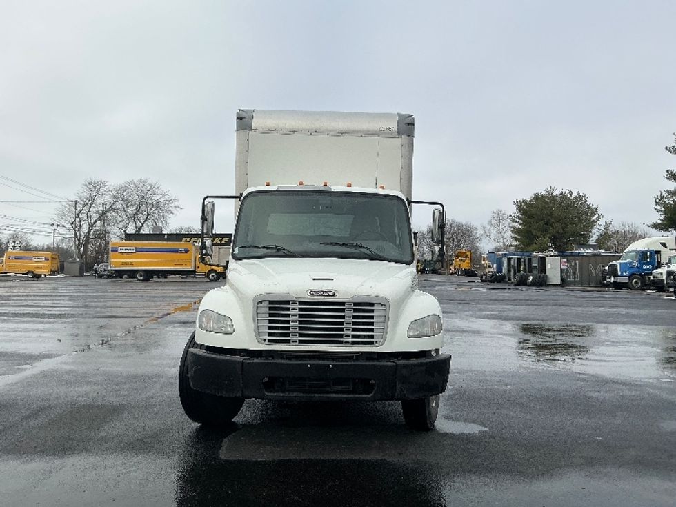 Medium Duty Box Truck-Light and Medium Duty Trucks-Freightliner-2020-M2-Lexington-KY-135,353\n\t\tmiles-$ 50,750 - Image 2