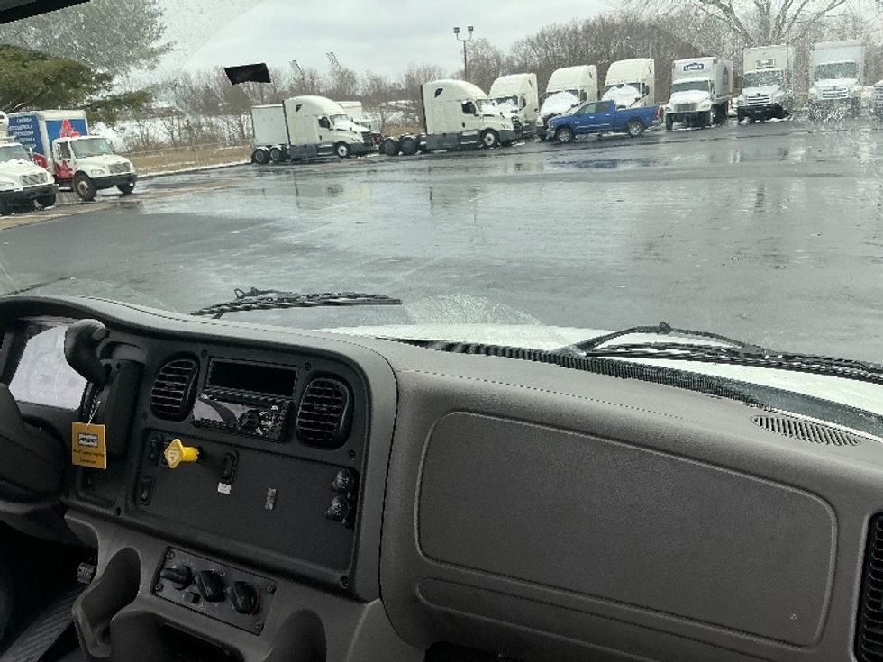 Medium Duty Box Truck-Light and Medium Duty Trucks-Freightliner-2020-M2-Lexington-KY-135,353\n\t\tmiles-$ 50,750 - Image 21