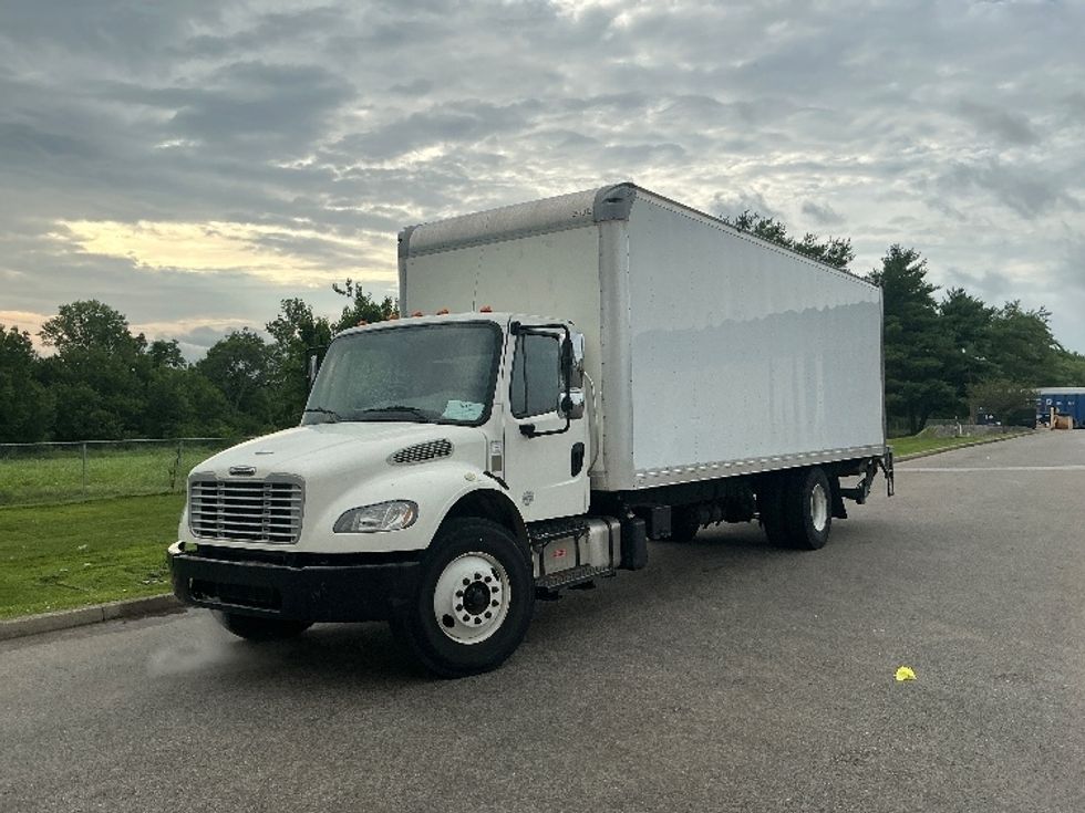 Medium Duty Box Truck-Light and Medium Duty Trucks-Freightliner-2020-M2-Lexington-KY-282,888\n\t\tmiles-$ 35,500 - Image 1