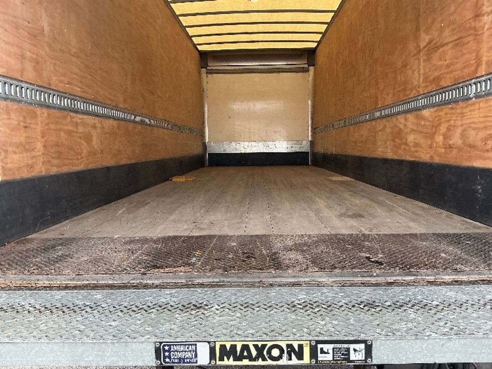 Medium Duty Box Truck-Light and Medium Duty Trucks-Freightliner-2020-M2-Lexington-KY-282,888\n\t\tmiles-$ 35,500 - Image 10