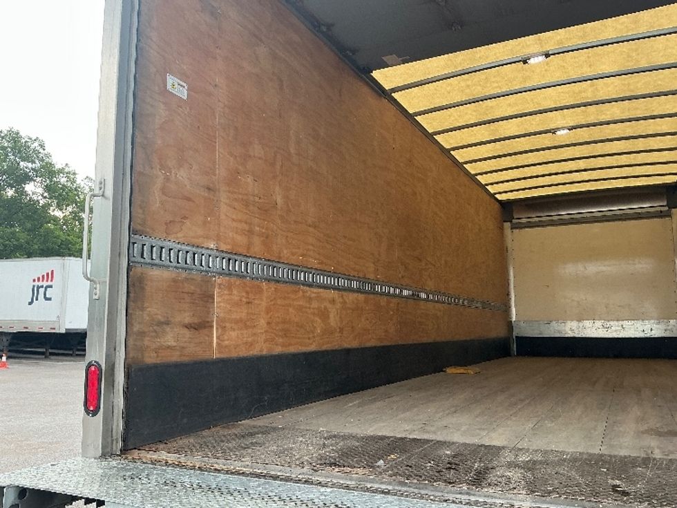Medium Duty Box Truck-Light and Medium Duty Trucks-Freightliner-2020-M2-Lexington-KY-282,888\n\t\tmiles-$ 35,500 - Image 11