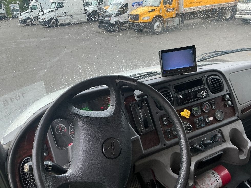 Medium Duty Box Truck-Light and Medium Duty Trucks-Freightliner-2020-M2-Lexington-KY-282,888\n\t\tmiles-$ 35,500 - Image 18