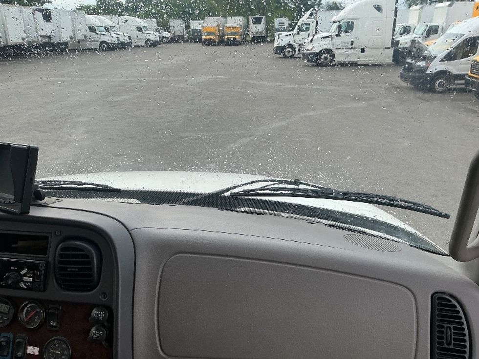 Medium Duty Box Truck-Light and Medium Duty Trucks-Freightliner-2020-M2-Lexington-KY-282,888\n\t\tmiles-$ 35,500 - Image 21