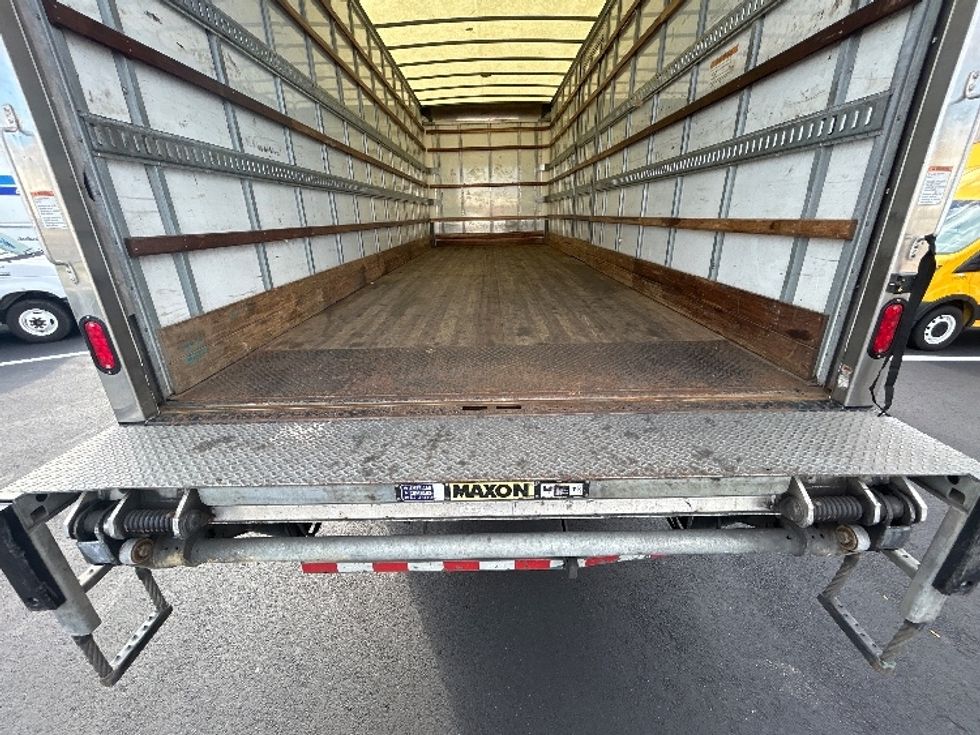 Medium Duty Box Truck-Light and Medium Duty Trucks-Freightliner-2020-M2-Linden-NJ-152,000\n\t\tmiles-$ 48,000 - Image 10