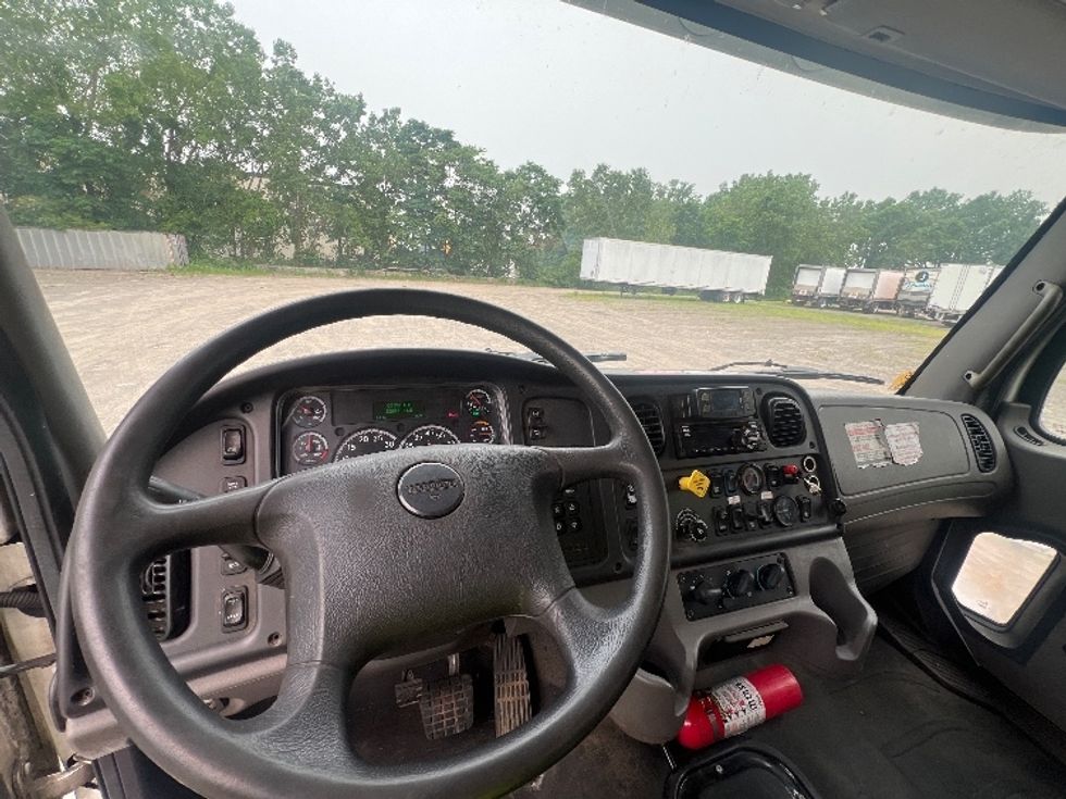 Medium Duty Box Truck-Light and Medium Duty Trucks-Freightliner-2020-M2-Linwood-NC-336,582\n\t\tmiles-$ 36,000 - Image 18