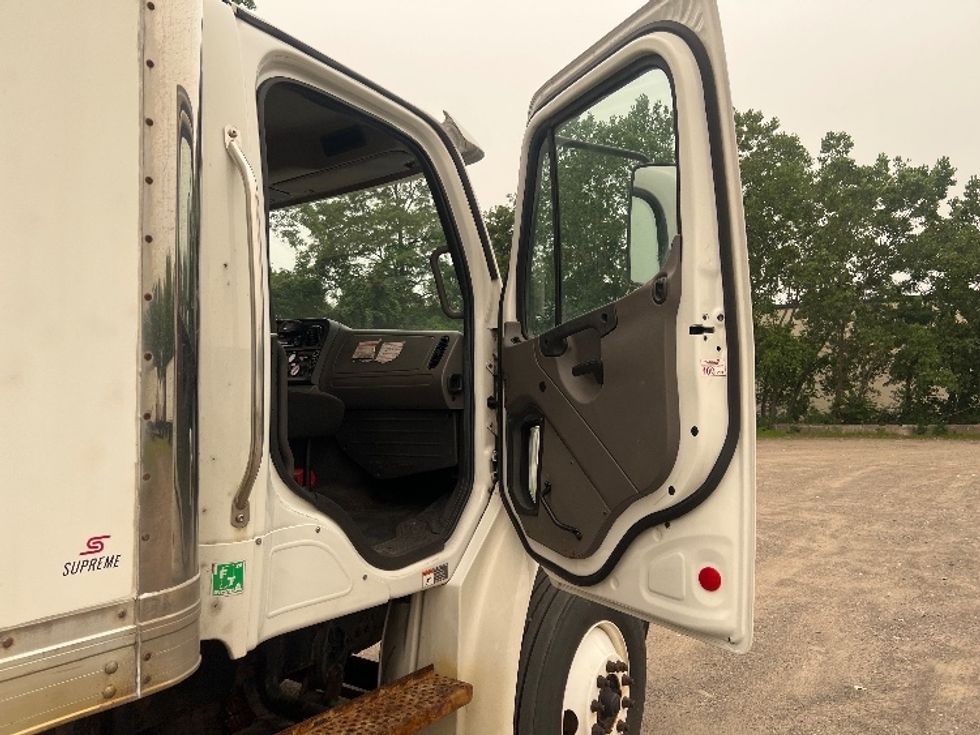 Medium Duty Box Truck-Light and Medium Duty Trucks-Freightliner-2020-M2-Linwood-NC-336,582\n\t\tmiles-$ 36,000 - Image 20