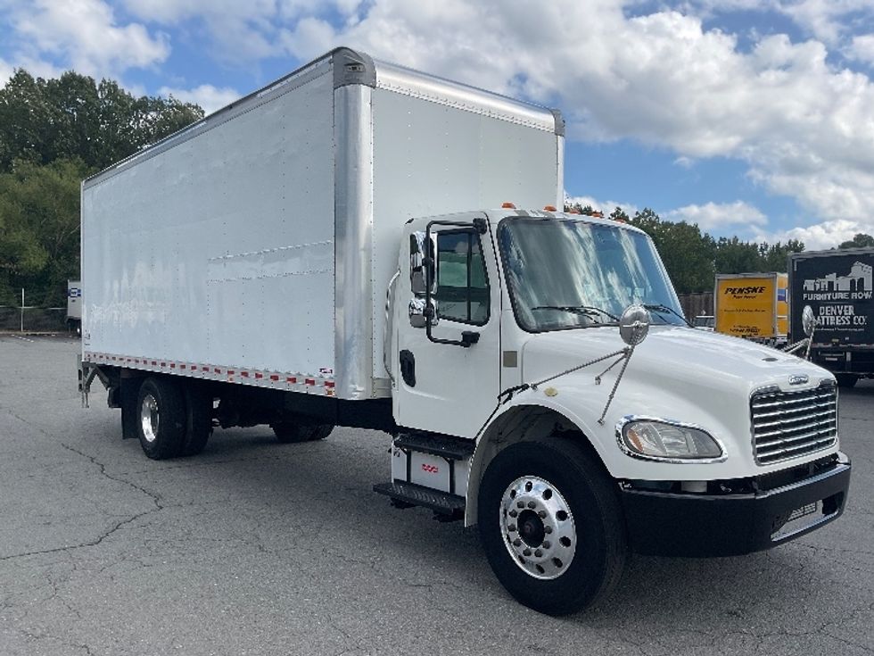 Medium Duty Box Truck-Light and Medium Duty Trucks-Freightliner-2020-M2-Little Rock-AR-131,763\n\t\tmiles-$ 58,500 - Image 1