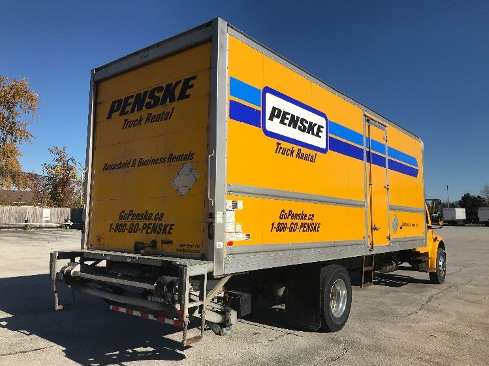 Medium Duty Box Truck-Light and Medium Duty Trucks-Freightliner-2020-M2-London-ON-303,292\n\t\tkm-$ 52,750 - Image 13