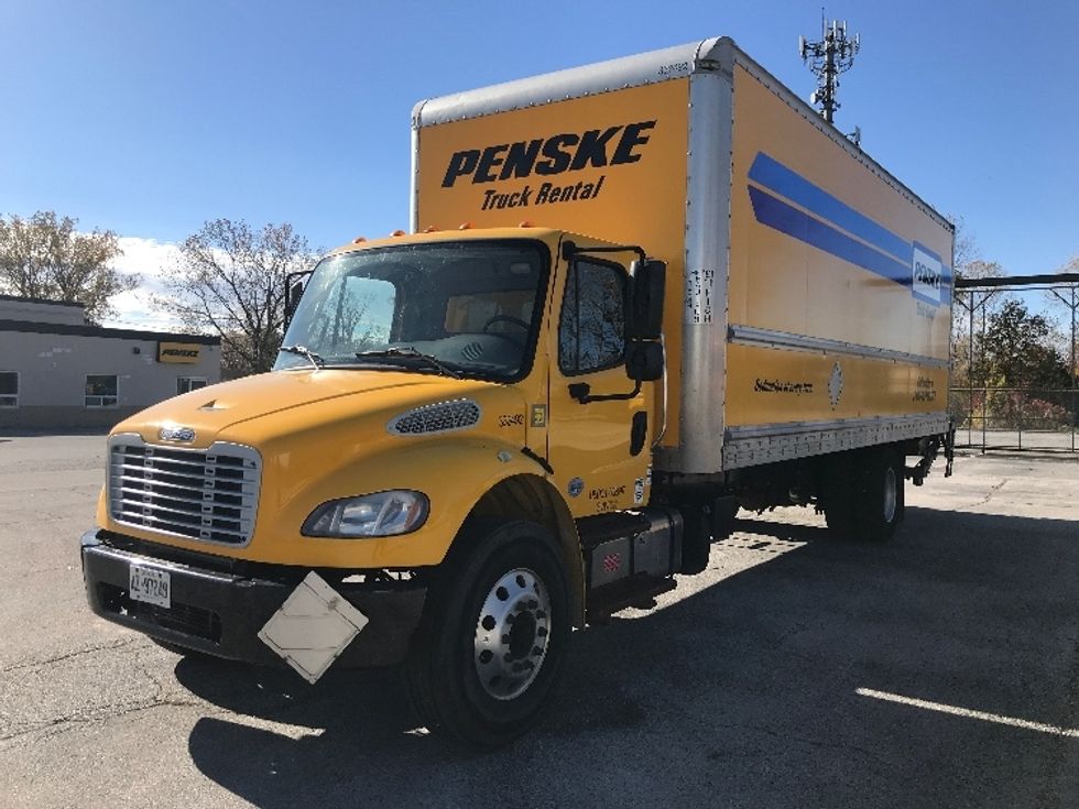 Medium Duty Box Truck-Light and Medium Duty Trucks-Freightliner-2020-M2-London-ON-303,292\n\t\tkm-$ 52,750 - Image 3