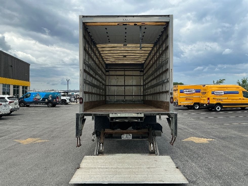 Medium Duty Box Truck-Light and Medium Duty Trucks-Freightliner-2020-M2-London-ON-316,383\n\t\tkm-$ 57,750 - Image 9