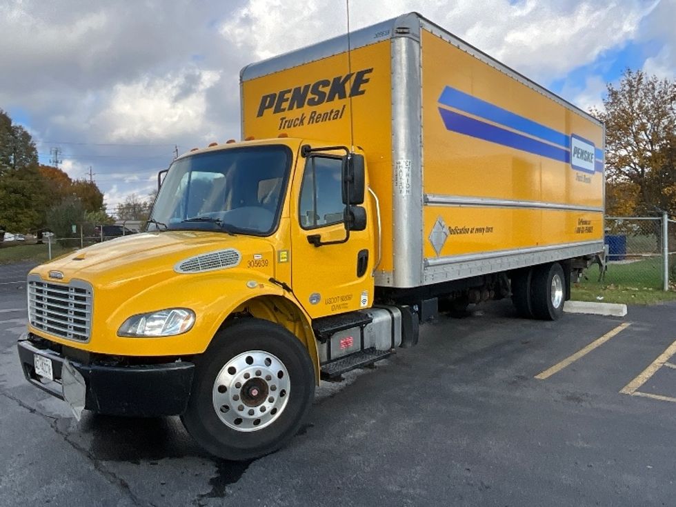 Medium Duty Box Truck-Light and Medium Duty Trucks-Freightliner-2020-M2-London-ON-331,203\n\t\tkm-$ 62,750 - Image 3