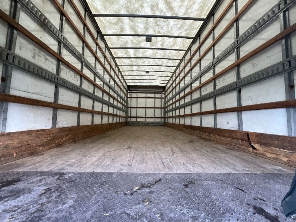 Medium Duty Box Truck-Light and Medium Duty Trucks-Freightliner-2020-M2-London-ON-331,203\n\t\tkm-$ 62,750 - Image 8