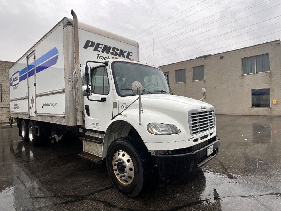 Medium Duty Box Truck-Light and Medium Duty Trucks-Freightliner-2020-M2-London-ON-340,613\n\t\tkm-$ 72,000 - Image 1