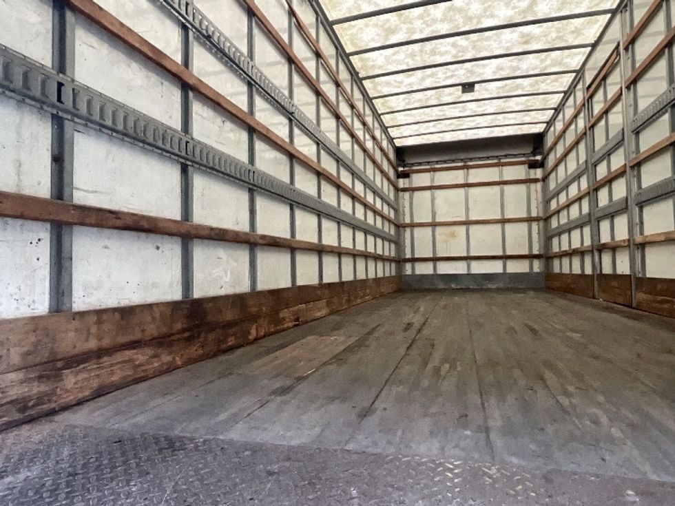 Medium Duty Box Truck-Light and Medium Duty Trucks-Freightliner-2020-M2-London-ON-340,613\n\t\tkm-$ 72,000 - Image 10