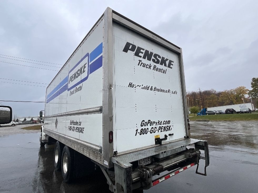 Medium Duty Box Truck-Light and Medium Duty Trucks-Freightliner-2020-M2-London-ON-340,613\n\t\tkm-$ 72,000 - Image 5