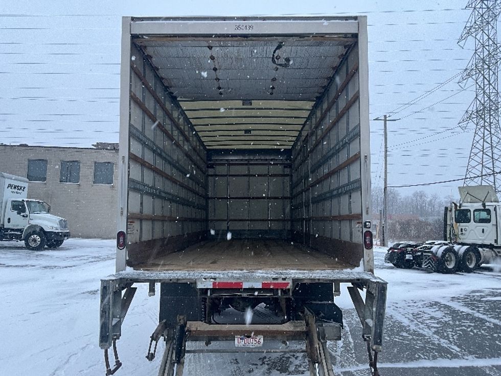 Medium Duty Box Truck-Light and Medium Duty Trucks-Freightliner-2020-M2-London-ON-435,217\n\t\tkm-$ 59,000 - Image 8