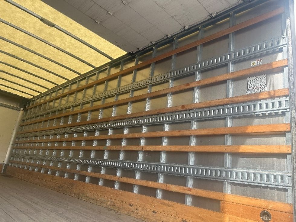 Medium Duty Box Truck-Light and Medium Duty Trucks-Freightliner-2020-M2-Londonderry-NH-103,141\n\t\tmiles-$ 51,000 - Image 12