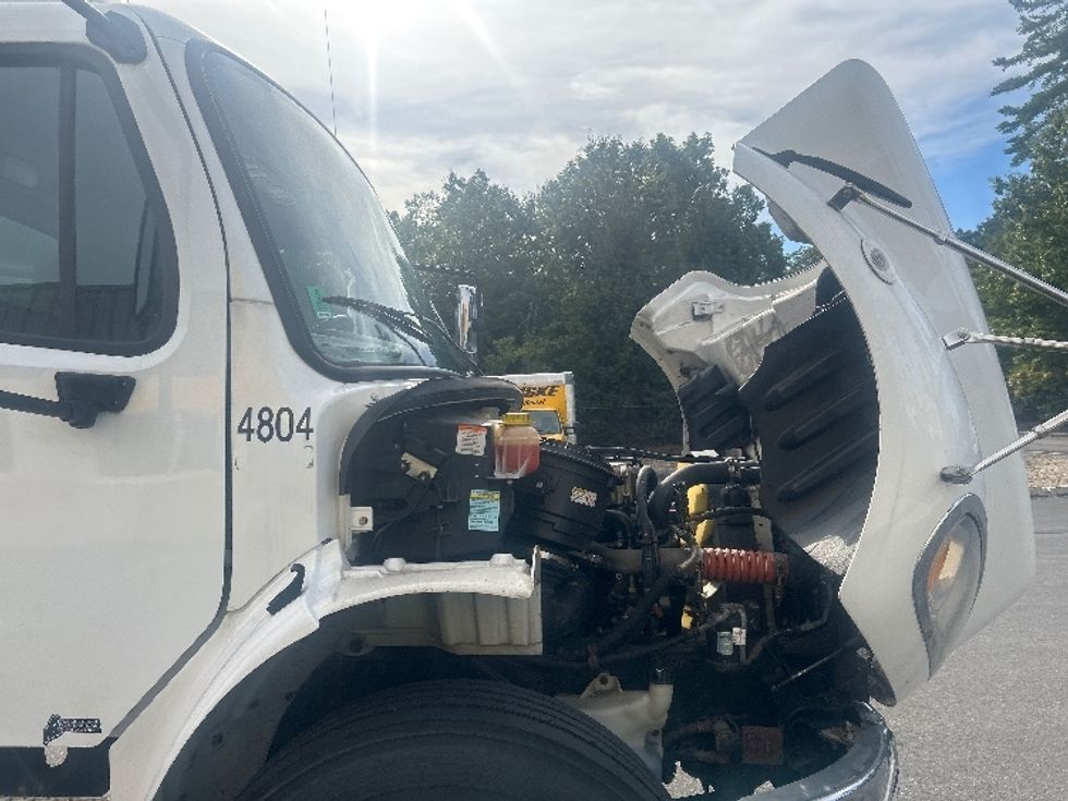 Medium Duty Box Truck-Light and Medium Duty Trucks-Freightliner-2020-M2-Londonderry-NH-103,141\n\t\tmiles-$ 51,000 - Image 23