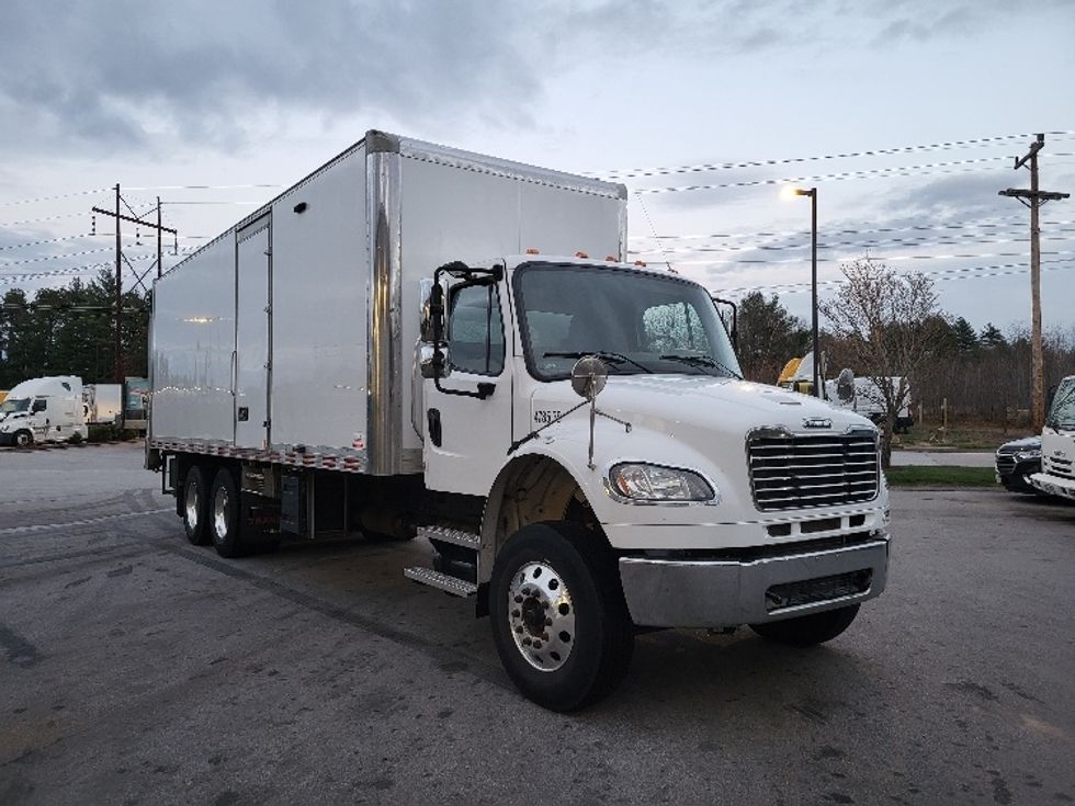 Medium Duty Box Truck-Light and Medium Duty Trucks-Freightliner-2020-M2-Londonderry-NH-110,554\n\t\tmiles-$ 64,500 - Image 1