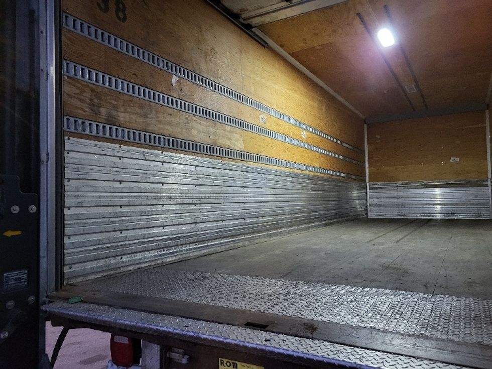 Medium Duty Box Truck-Light and Medium Duty Trucks-Freightliner-2020-M2-Londonderry-NH-110,554\n\t\tmiles-$ 64,500 - Image 11
