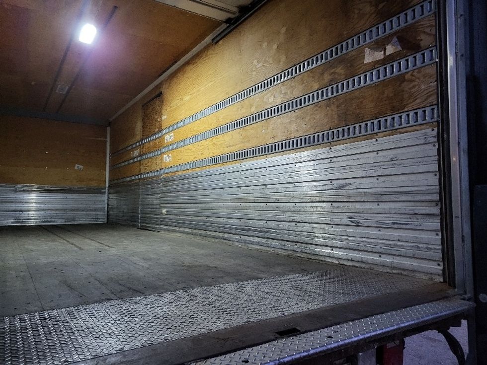 Medium Duty Box Truck-Light and Medium Duty Trucks-Freightliner-2020-M2-Londonderry-NH-110,554\n\t\tmiles-$ 64,500 - Image 12