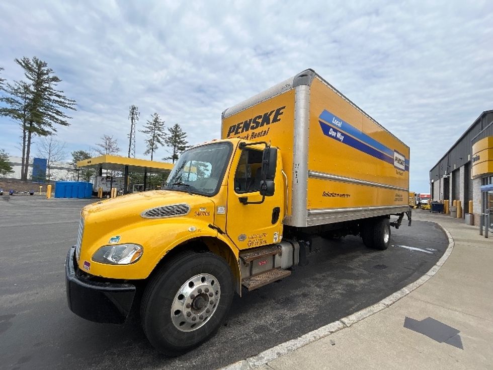 Medium Duty Box Truck-Light and Medium Duty Trucks-Freightliner-2020-M2-Londonderry-NH-117,059\n\t\tmiles-$ 52,750 - Image 3