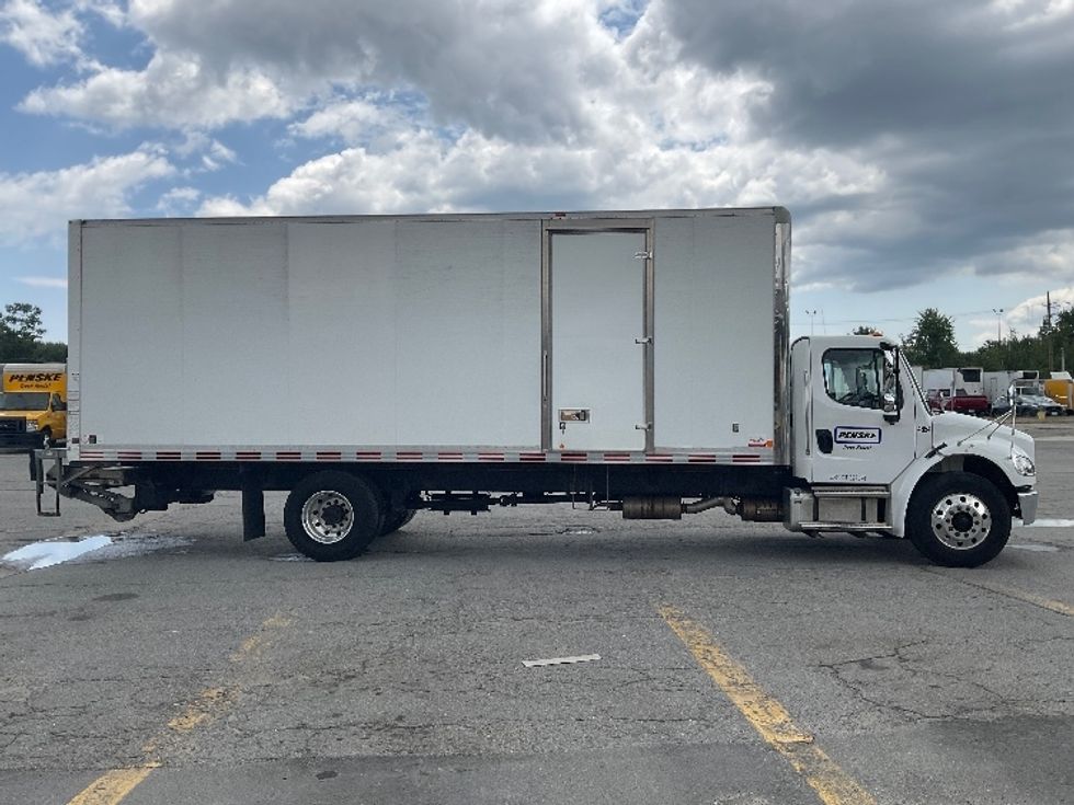 Medium Duty Box Truck-Light and Medium Duty Trucks-Freightliner-2020-M2-Londonderry-NH-134,574\n\t\tmiles-$ 58,000 - Image 15