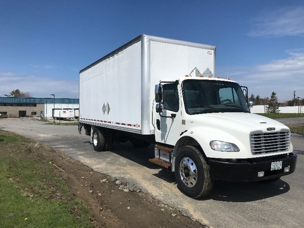 Medium Duty Box Truck-Light and Medium Duty Trucks-Freightliner-2020-M2-Londonderry-NH-270,495\n\t\tmiles-$ 34,000 - Image 1