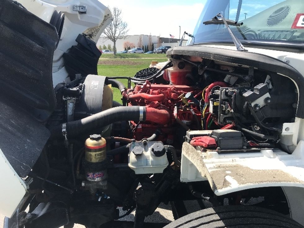 Medium Duty Box Truck-Light and Medium Duty Trucks-Freightliner-2020-M2-Londonderry-NH-270,495\n\t\tmiles-$ 34,000 - Image 24