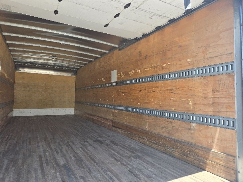 Medium Duty Box Truck-Light and Medium Duty Trucks-Freightliner-2020-M2-Longview-TX-134,487\n\t\tmiles-$ 59,750 - Image 12