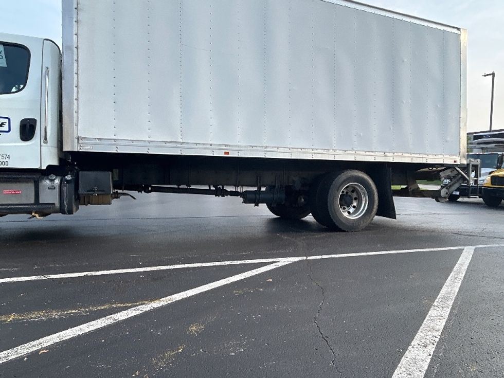 Medium Duty Box Truck-Light and Medium Duty Trucks-Freightliner-2020-M2-Louisville-KY-131,773\n\t\tmiles-$ 52,250 - Image 5