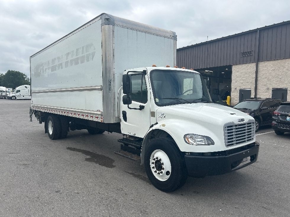 Medium Duty Box Truck-Light and Medium Duty Trucks-Freightliner-2020-M2-Louisville-KY-140,926\n\t\tmiles-$ 61,500 - Image 1