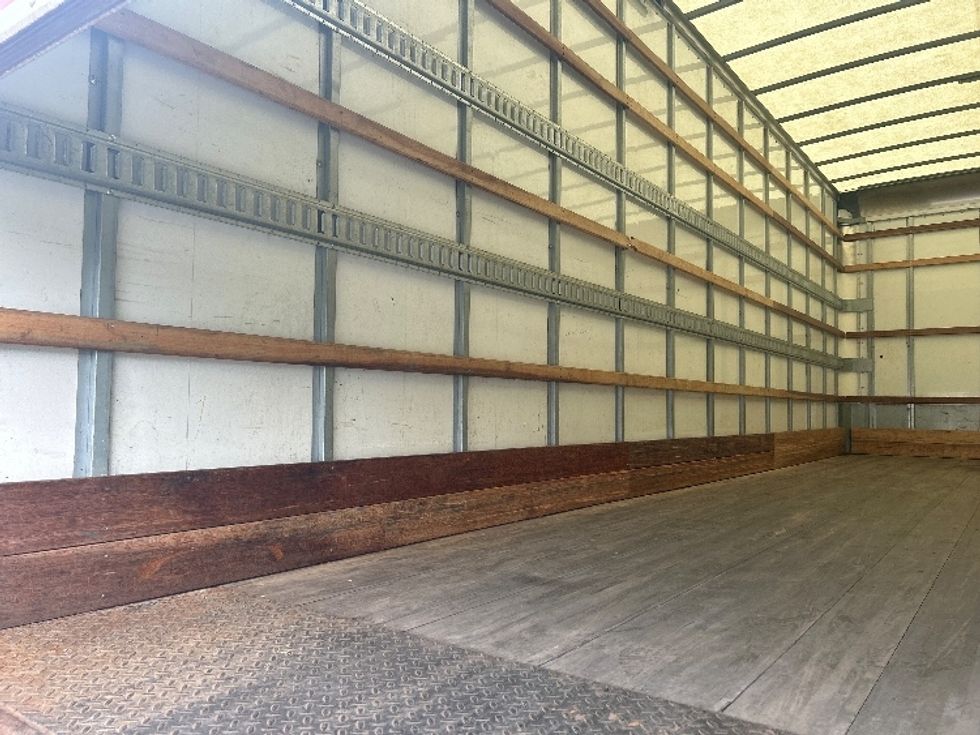 Medium Duty Box Truck-Light and Medium Duty Trucks-Freightliner-2020-M2-Louisville-KY-140,926\n\t\tmiles-$ 61,500 - Image 11