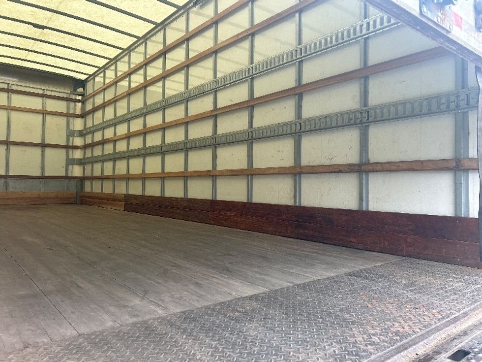 Medium Duty Box Truck-Light and Medium Duty Trucks-Freightliner-2020-M2-Louisville-KY-140,926\n\t\tmiles-$ 61,500 - Image 12