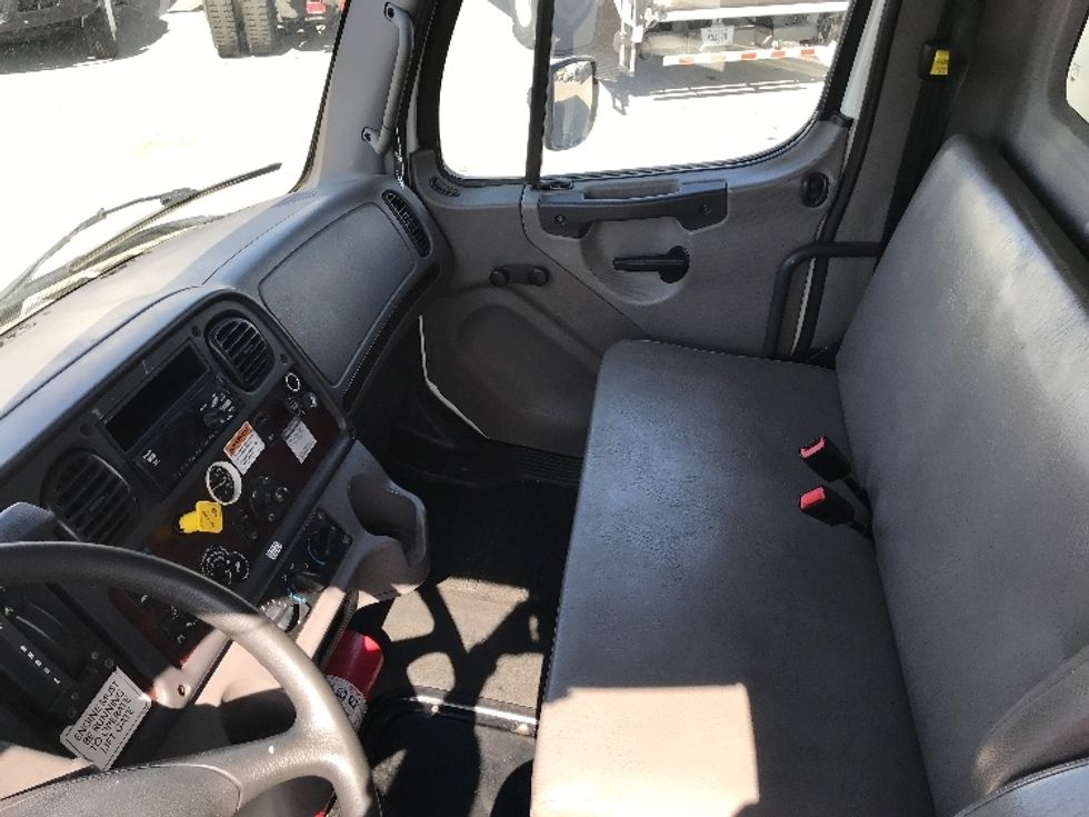 2020 Freightliner M2 106 Medium Duty photo 16