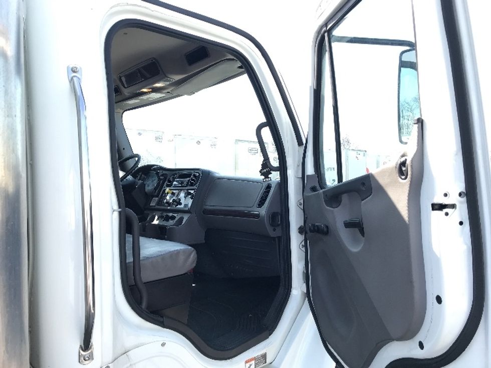 2020 Freightliner M2 106 Medium Duty photo 17