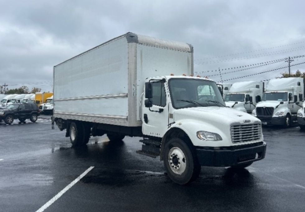Medium Duty Box Truck-Light and Medium Duty Trucks-Freightliner-2020-M2-Louisville-KY-156,394\n\t\tmiles-$ 59,000 - Image 1