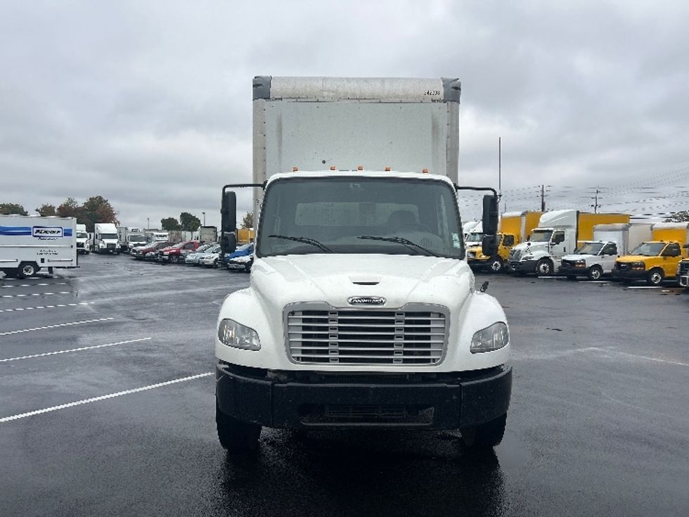 Medium Duty Box Truck-Light and Medium Duty Trucks-Freightliner-2020-M2-Louisville-KY-156,394\n\t\tmiles-$ 59,000 - Image 2
