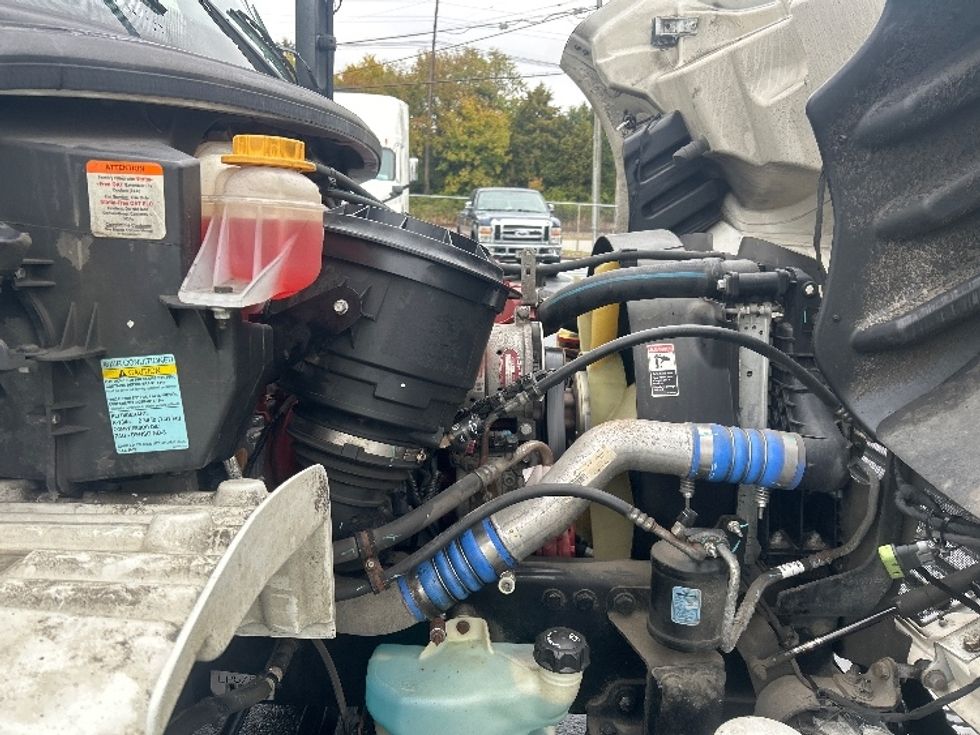 Medium Duty Box Truck-Light and Medium Duty Trucks-Freightliner-2020-M2-Louisville-KY-156,394\n\t\tmiles-$ 59,000 - Image 23